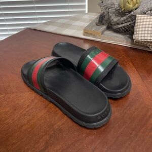 Gucci Pursuit Trek Web Slide Sandals Made In Italy Sandal